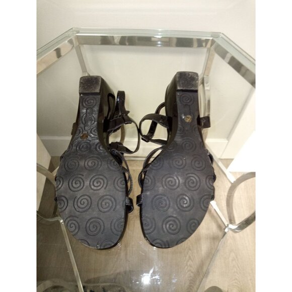 Women's Black Strictly Comfort Leather Sandal w/Rhinestone Detail Size 7 - Picture 5 of 8